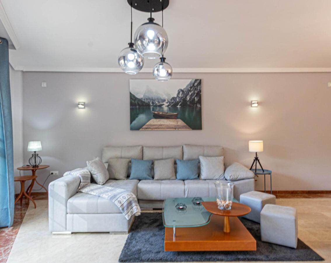 797 Holiday Rentals- Piso Con Amplia Terraza A Solo 1 Min De La Playa Бенальмадена Экстерьер фото