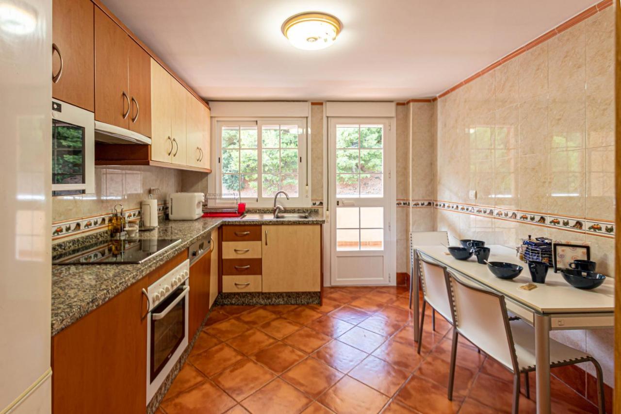 797 Holiday Rentals- Piso Con Amplia Terraza A Solo 1 Min De La Playa Бенальмадена Экстерьер фото