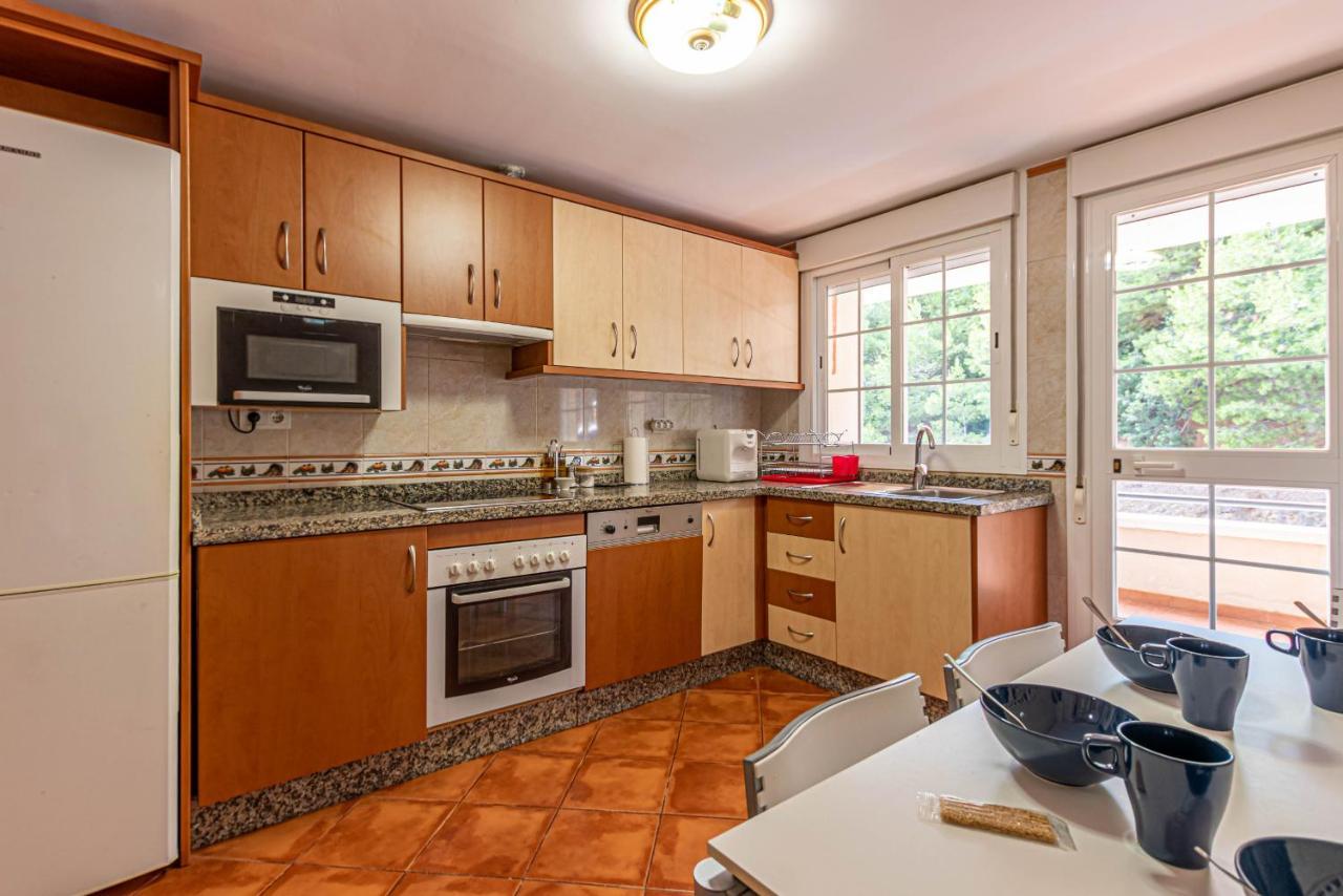 797 Holiday Rentals- Piso Con Amplia Terraza A Solo 1 Min De La Playa Бенальмадена Экстерьер фото